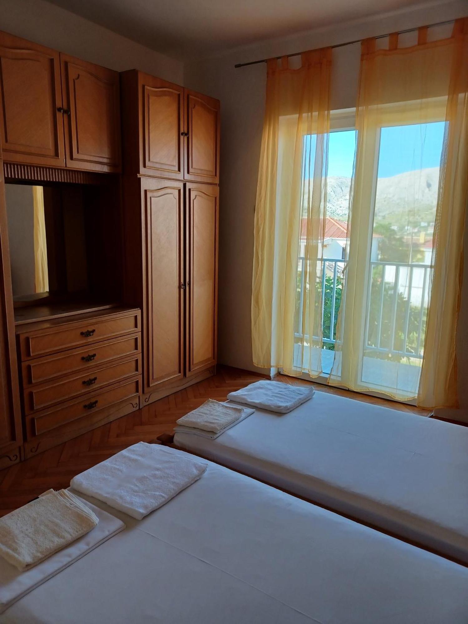 Apartments With A Parking Space Pag - 6325 Pag Town Kamer foto